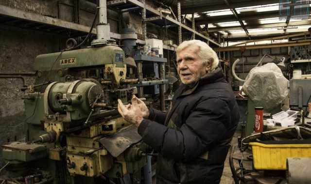 Bari, la grande casa-officina a San Cataldo:  il regno di Rocco, inventore 86enne